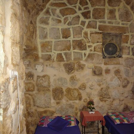Jaffa Gate Hostel Єрусалим Номер фото