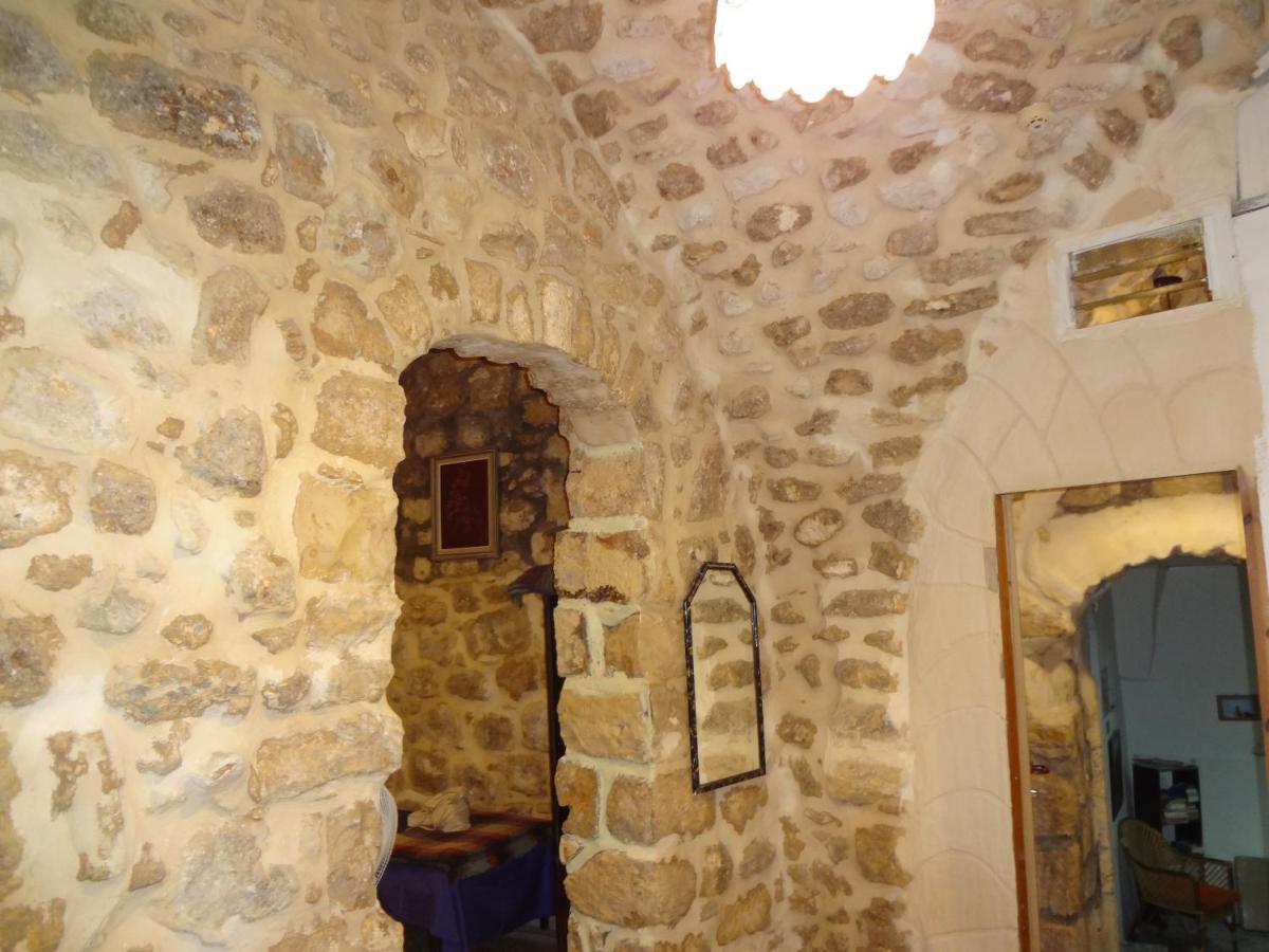Jaffa Gate Hostel Єрусалим Номер фото